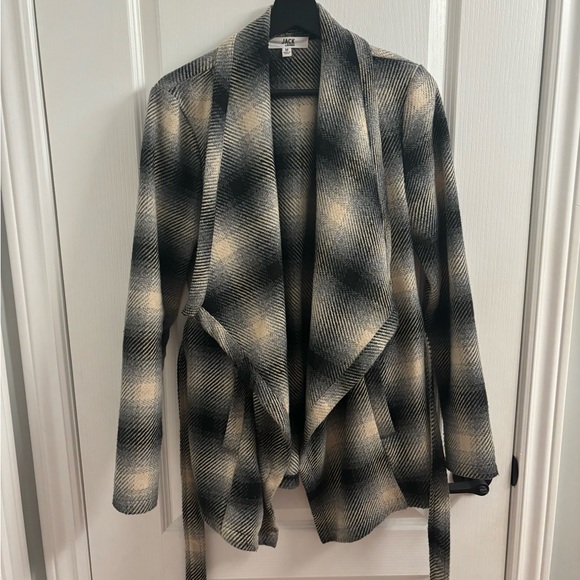 Jack By BB Dakota Mower Light Plaid Drape-front Wrap Jacket - Picture 6 of 7